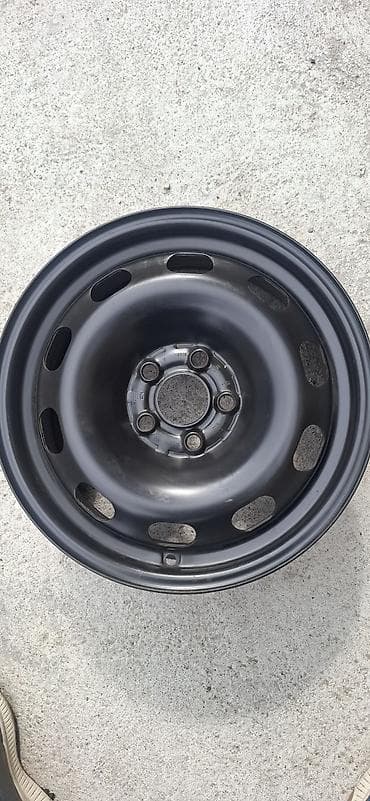 rucni cekrk cena: Felne R15 Golf 4 .Prodajem 4kom polovne čelične auto felne R15 Golf — 3