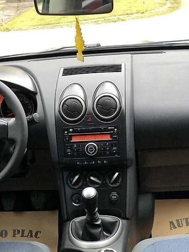 top car loznica: Nissan — 2