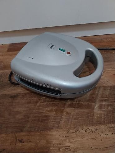 aparat za vafle na stapicu: Aparat za vafle MIA - Dvostruka ploča za pečenje: peče dva velika — 5