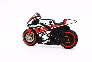 zvucnici za kafice: USB Flash 64 GB - YAMAHA Prelep USB 2.0 stik od 64 GB. Kapacitet je — 3