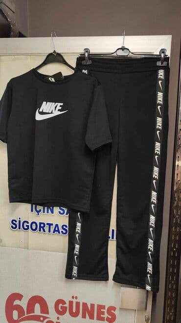 trenerke pancevo: S,m,l,xl
3300 din — 6