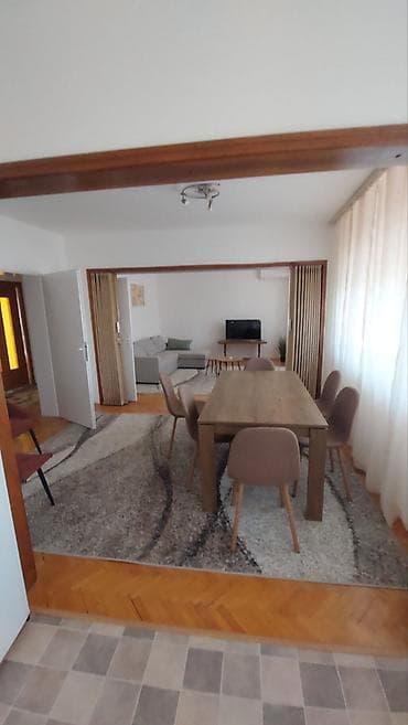 rentanje stanova novi sad: Izdaje se stan 90m2+ terase, Centar grada, preko puta Umetničke škole — 4