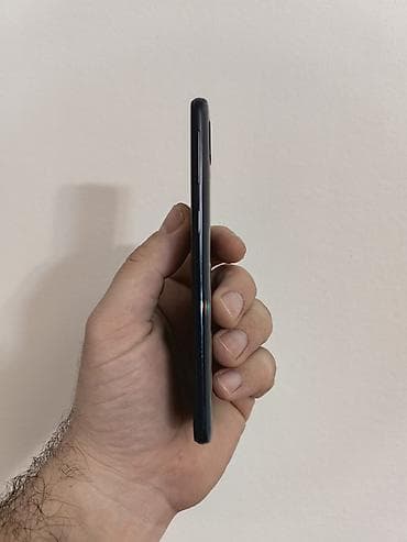 printer za jestive slike: Samsung A40 sa 4/64gb memorije, dual sim sim free. Na ekranu bela — 2