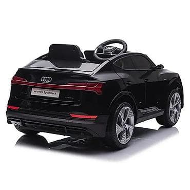 audi na daljinski: Audi E-Tron Sportback – crni dečiji auto na akumulator Šifra — 10