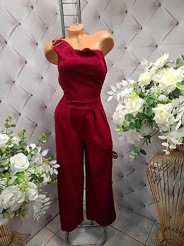 Elegantni ženski kombinezon sa jednom bretelom - Kroj: asimetričan