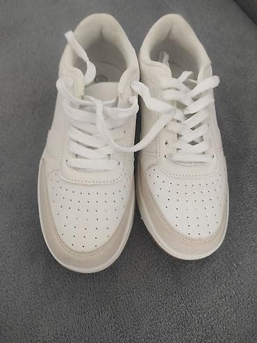 Donji delovi trenerke: 37, bоја - Bela — 2