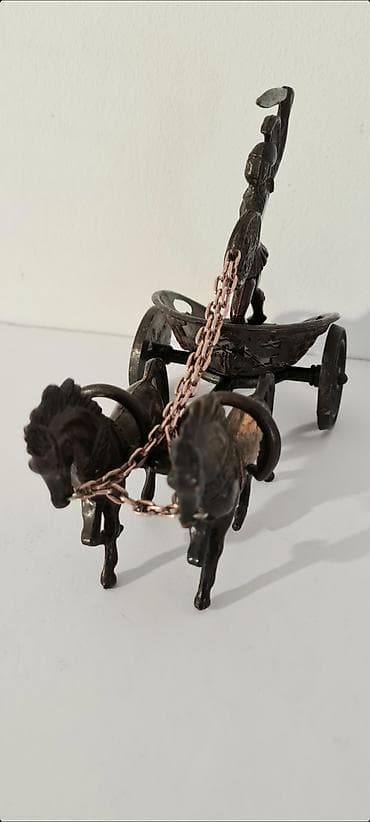 uradi sam police metalne: ▪︎ Prodajem staru dekorativnu metalnu (bronza) figuru-rimski ratnik u — 7