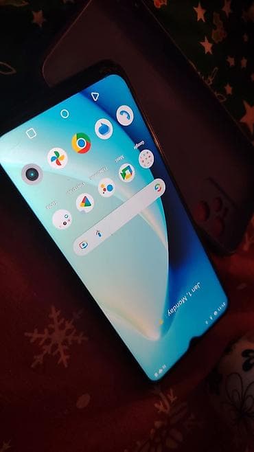 aparat za soda vodu: Realme smartphone – 50 MP AI kamera, ekran sa rupicom i brzim — 1