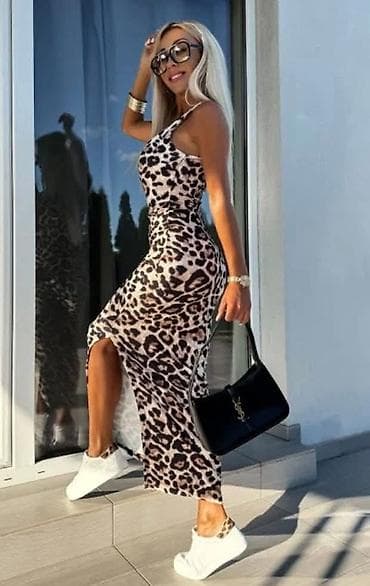 ananas haljine: 04. 🎗️Haljina 2.600 dinara🎗️ A — 1