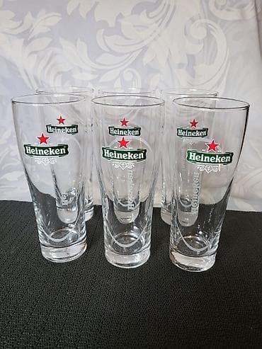 vitrine retro: Case nove,vintaz Heineken. Case Heineken bez ostecenja,sve na njima — 6