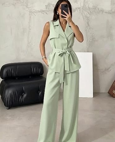 Ženska odeća: 04. KOMPLET: 4.200 dinara A — 1