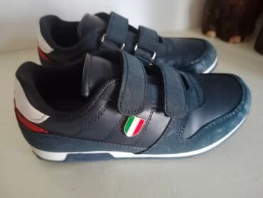heklane haljinice za djevojčice: Size - 33 — 1