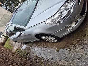 ferrari prodaja: HAUBA,KRILO,FAR,BRANIK ZA CITROEN C5 OD 2008. DO 2014. GOD. | c5x7 — 3