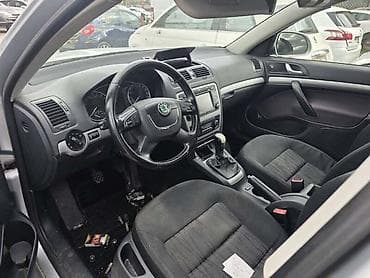 Vozila: ŠKODA OCTAVIA 2010. GOD. - KOMPLETAN AUTO U DELOVIMA | Škoda — 4