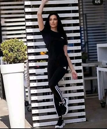 jakne c: Ženski komplet S M L XL 2XL Cena 2700din
💋 — 6