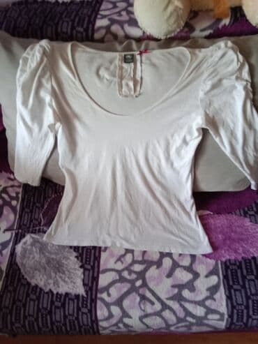 mango tunike:  Bela, pamučna bluzica, Vel . xl, Nemačka roba, modernog kroja. Par — 1