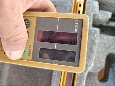 avan i tucak cena: Na prodaju profesionalni rotacioni laserski nivelir vrhunskog — 4