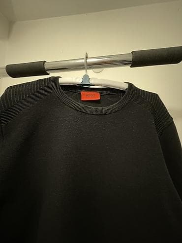 sirogojno dzemper: HUGO BOSS muški džemper, crni - Model: okrugli izrez (crew neck) sa — 2