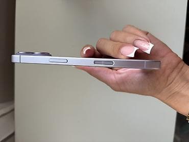 sauna za lice: Iphone 17 256gb ostecen ekran. Telefon je kupljen nov u A1 pre mesec — 3