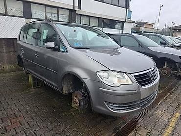 Kompletan auto u delovima: VOLKSWAGEN TOURAN 2009. GOD. - KOMPLETAN AUTO U DELOVIMA | AUTO — 1