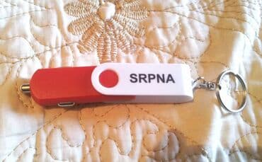 auto otpad valjevo: Usb auto punjač Usb auto punjač zeleni ili crveni Specifikacija — 3