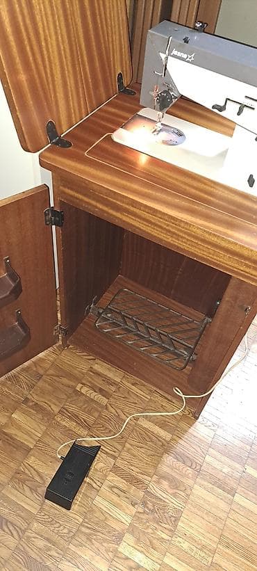 Prodajem BAGAT mašinu za šivenje model Jasna. Mašina je ispravna i u