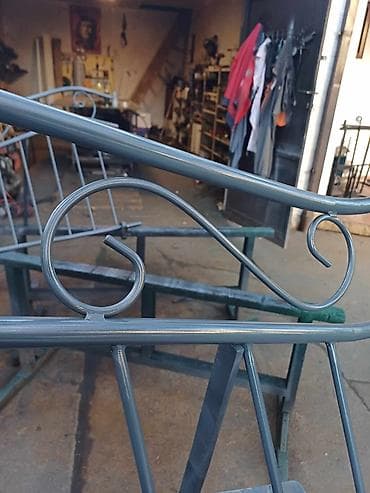 Sweatpants: Z radionice - MODERNO DIZAJNIRANI KREVETI PO MERI – model 17/C — 2