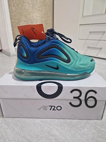 Trainers: Nike Air Max 720 patike - Model: Air Max 720 (oznaka na kutiji — 1