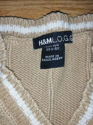 30 kom decija garderoba — 2