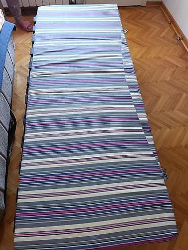 ugaone garniture na p: Preklopni pomoćni ležaj sa letvicama i dušekom - Konstrukcija — 1