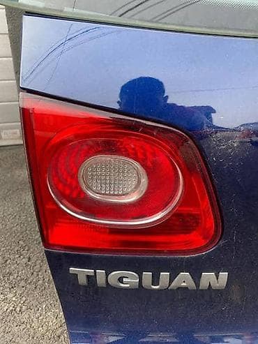 kamere za traktor: UNUTRASNJA STOP LAMPA ZA VOLKSWAGEN TIGUAN | Unutrasnja leva stop — 1