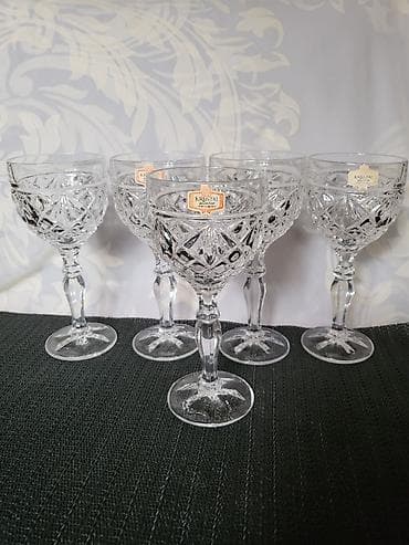 čaše za rasad cena: Case kristal Zajecar za vino iz 70ih. Case kristal rucna — 5