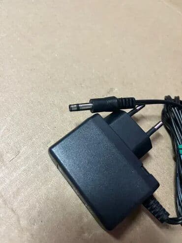 adapter 6v: #0075 Orginalni punjač za BOSCH aparat; AC/DC ADAPTER; Output: 5V / — 3