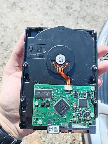 m sat tv: Hitachi 3.5" HDD – 250 GB, SATA II, 7200 rpm - Proizvođač: Hitachi - — 3