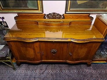 polovna komoda: Dimenzije 186х66 duzina, sirina 96 visina do ravne povrsine 118 — 2