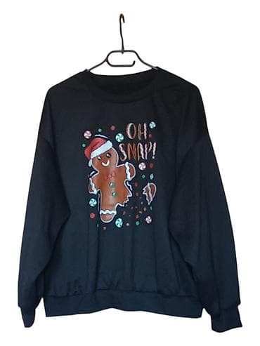 Praznični duks sa printom “Oh Snap!” i medenjaka - Boja: crna -