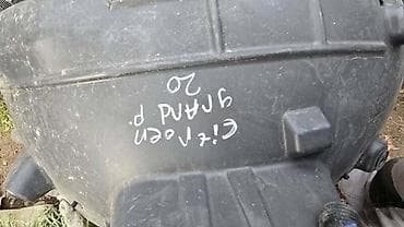 citroen 2007: POTKRILO PREDNJE LEVO ZA CITROEN C4 GRAND PICASSO, C4 GRAND — 3