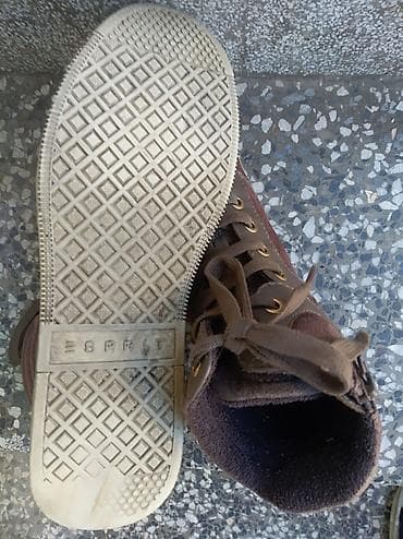 kickers cipele beograd: Esprit patika cipela gaz. 25cm br. 39 tragovi nosenja slika 4 i 5 — 3