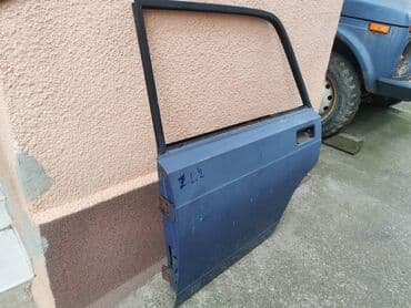auto delovi velika plana: Vrata zadnja leva Lada 2107 Riva,2105 u plavoj boji ZL2 . Vrata su — 3