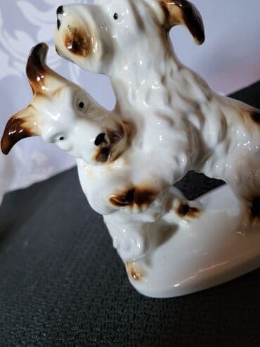 porcelanska figura: Figura, bоја - Šareno, Novo — 2