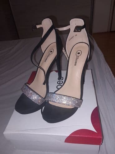 Personal Items: Sandals, 38 — 1