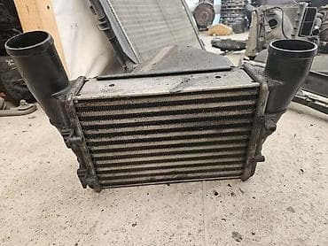 HLADNJAK INTERKULERA 1.8 ZA VOLKSWAGEN PASSAT B5 na lalafo.rs HLADNJAK INTERKULERA 1.8 ZA VOLKSWAGEN PASSAT B5