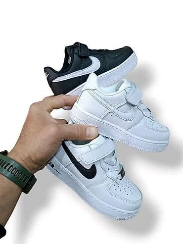 air force patike duboke: Dečije patike NIKE air force sportski model sa kaišem na čičak. - — 1