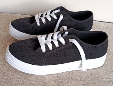 Venčanice i aksesoari: 39, bоја - Crna — 1