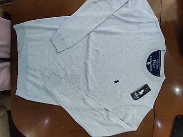 Muška odeća: Muški džemperi – brendirani, klasičan kroj, okrugli ili V izrez — 5