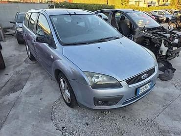 ford eskot: FORD FOCUS 2005. GOD. - KOMPLETAN AUTO U DELOVIMA | Molba za — 2