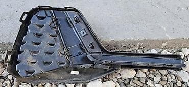 mrezice za stakla na kolima: RESETKA GRILL ZA AUDI A1 OD 2018. DO 2026. GOD. - 82A 807 834 B — 2