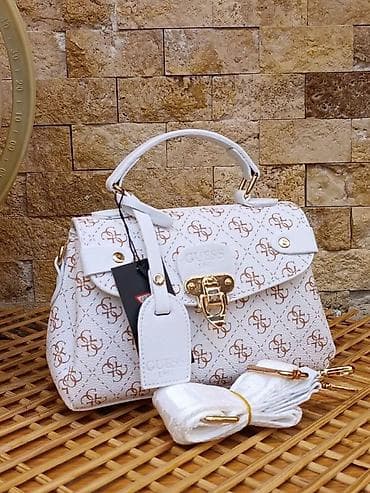 ključ za lift: GUESS 1981 ženska torba – mini satchel model - Dimenzije približno — 2