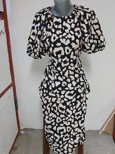 Haljina PRIMARK – animal print - Model: midi haljina sa naglašenim