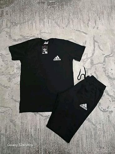 sorc kao nov: Trenerka Adidas, bоја - Crna — 1